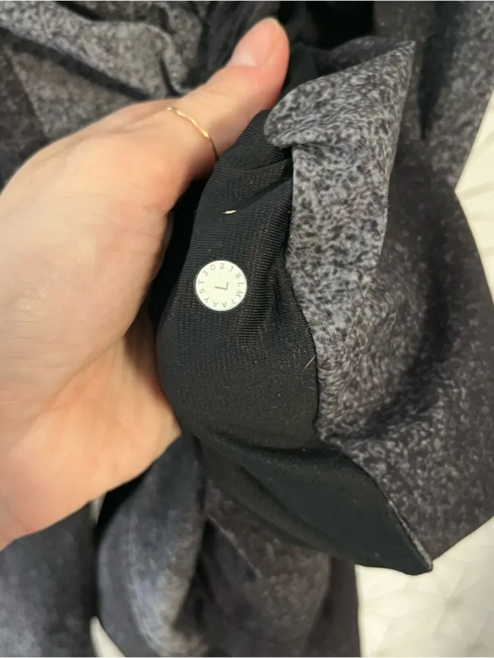 lululemon athletica lined 9”